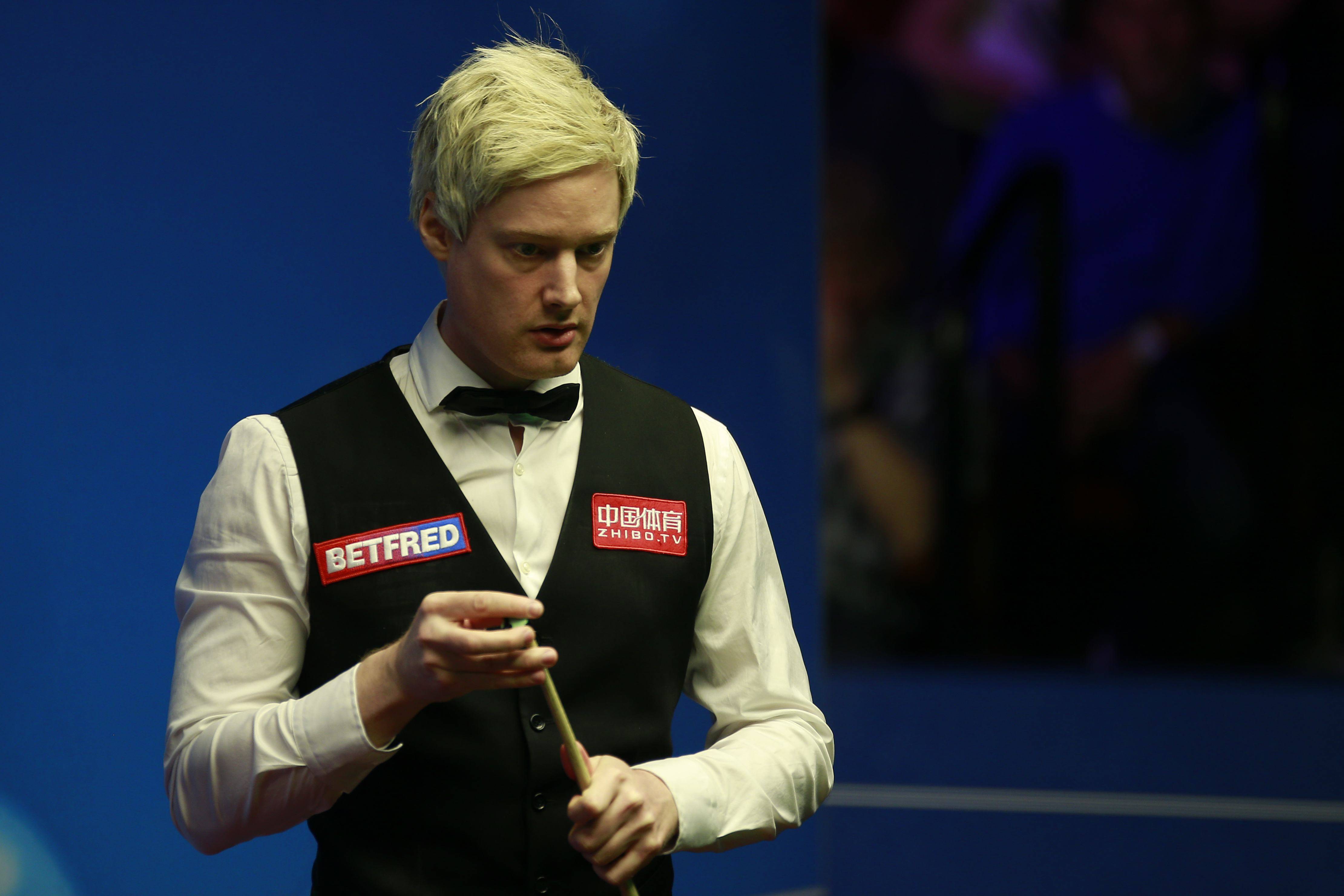 更显示了他 更显示了他