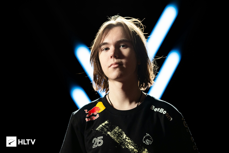 赛道上的高 赛道上的高